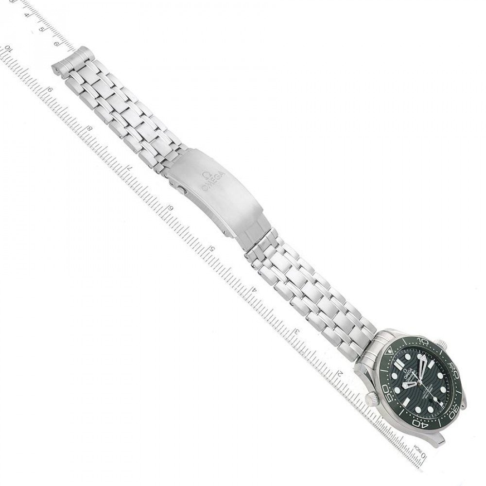 Omega Seamaster Diver Green Dial Steel Mens Watch 210.30.42.20.10.001 Omega Seamaster Diver Green Dial Steel Mens Watch 210.30.42.20.10.001